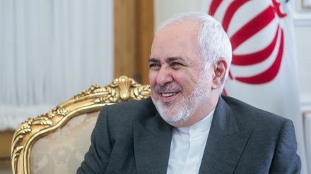 زەریف ڕوو لە ترامپ: ئێرانییەکان هەموو دەسدرێژکارانیان وەپشت سەر ناوە