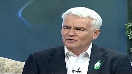 چەن بەشێک لە بەڵگه فیلمی هاو چارە نووس