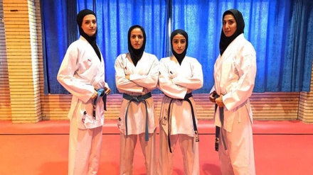 İranın kişi və qadın karate komandaları Asiya çempionu olublar