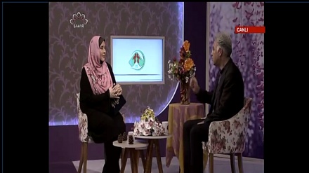 HƏYAT AYNASI - 22-07-2019 - Öz ailə həyatınız üçün, ona mənəvi ruh və sağlaçlıq bəxş etmək və öz ətraf mühitinizi gözəl və sevin