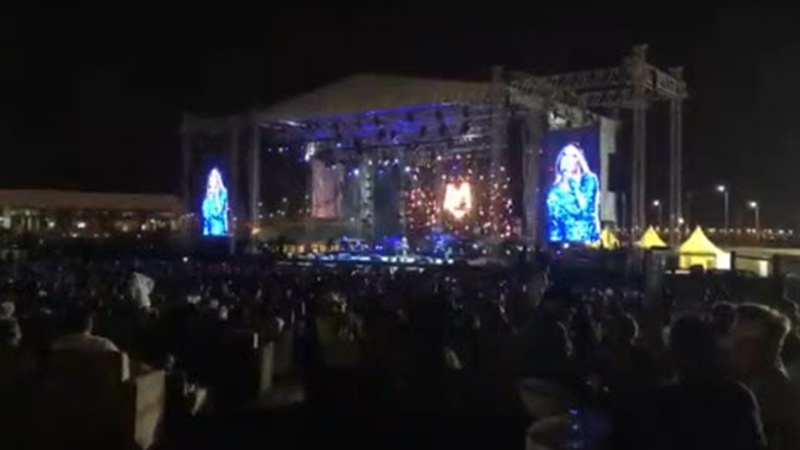 جدہ میں میوزیک فیسٹیول میں امریکی خاتون سنگر کی شرکت پر سعودی عوام کی برہمی