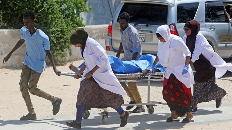 Desetine poginulih u napadu u Mogadišuu