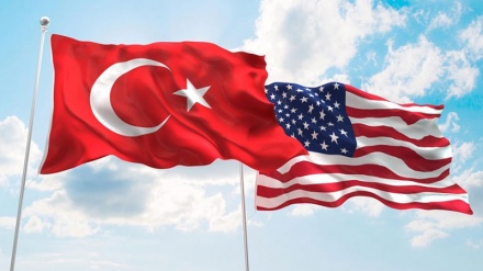 ترکی میں 2 امریکی سفارتکار گرفتار