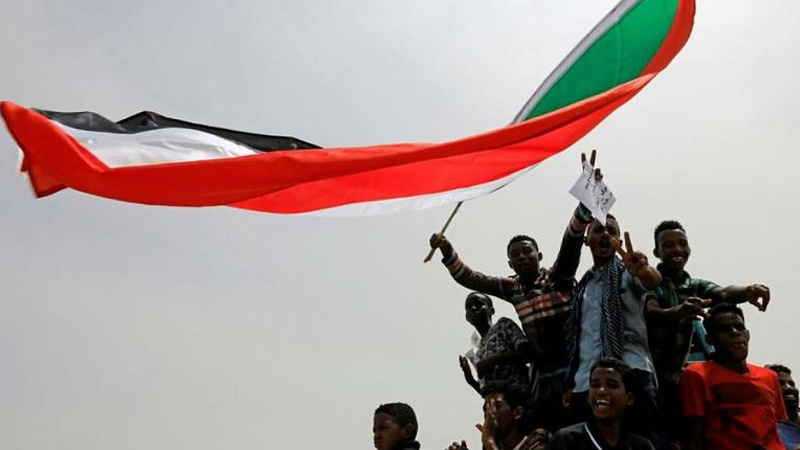 سوڈان میں فوجی کونسل اور سیاسی مخالفین کے درمیان مذاکرات کا آغاز 