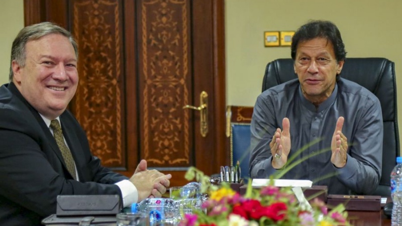 امریکی وزیر خارجہ کی پاکستانی وزیراعظم سے ملاقات 