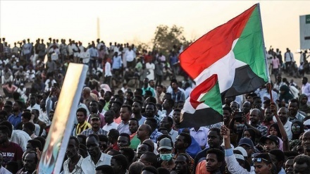 Sudanda vətəndaş etirazları davam edir