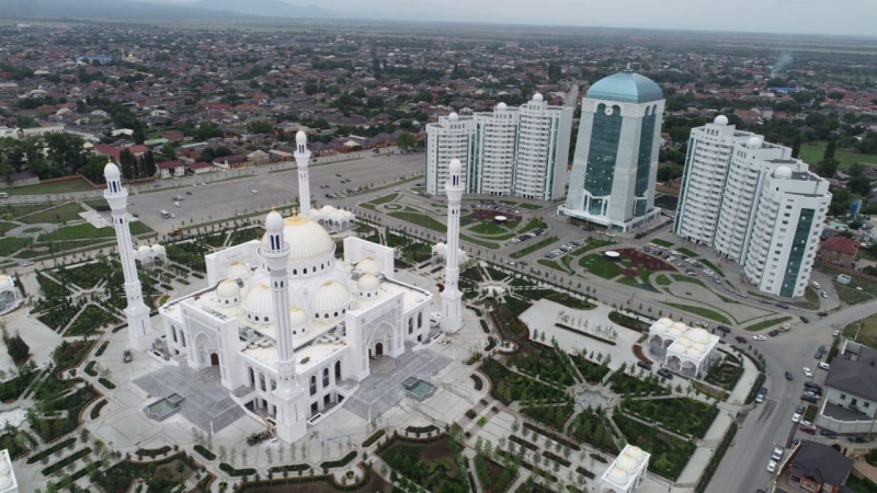 یورپ کی سب سے بڑی مسجد چیچنیا میں تعمیر ہوئی۔ ویڈیو+تصاویر