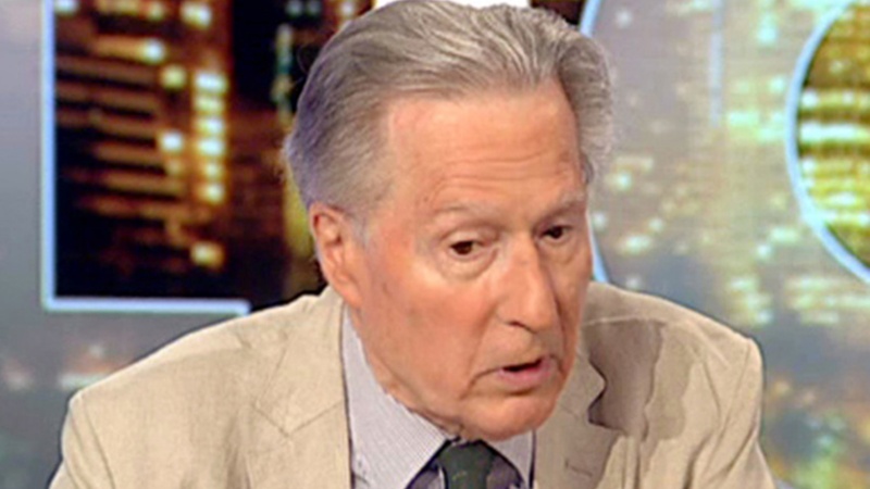 بەرنگاربوونەوەی قاچاخی سوتەمەنی لەدژی ڕاگرتنی نەوت بەری بیانی لە ئاوەکانی ئێران 