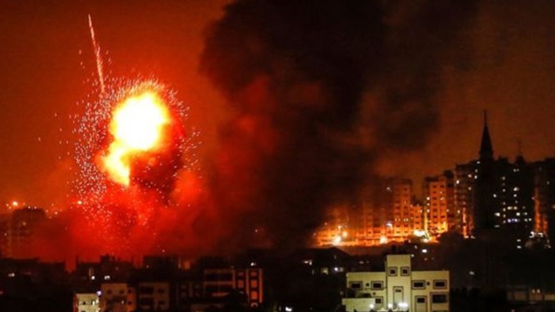 Sionist rejim qırıcıları Qəzzəni bombalayıblar