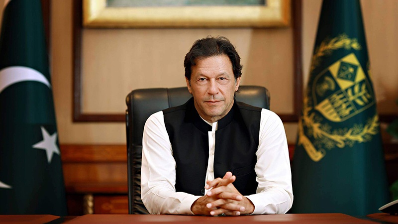 ہندوستان کشمیر سے توجہ ہٹانے کے لیے جھوٹ کا سہارا لے رہا ہے، عمران خان 