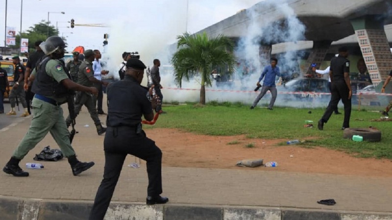 Policija u Nigeriji pucala na demonstrante koji se bore protiv policijske brutalnosti