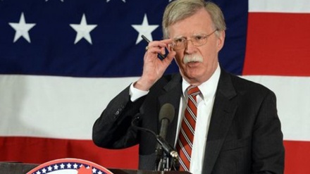 ایران اور چین کے خلاف برطانیہ کو اپنا ہمنوا بنانے کی امریکی کوشش