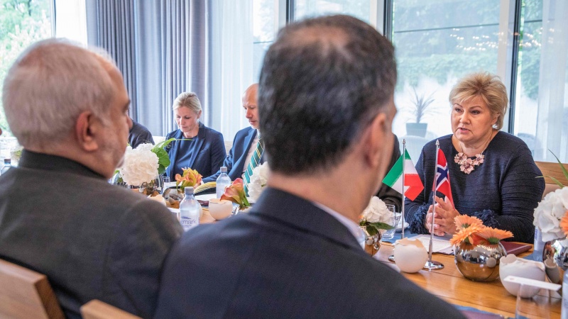 ایران کے وزیر خارجہ کی ناروے کی وزیراعظم سے ملاقات 