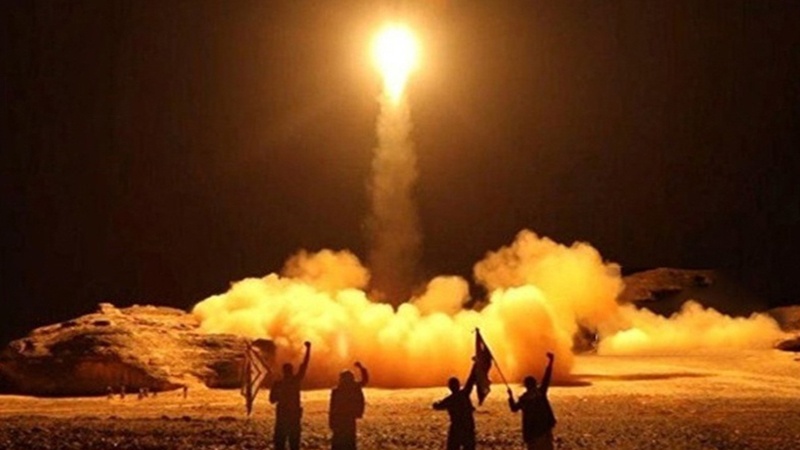 سعودی فوجی اڈوں پر یمنی فوج کے حملے 