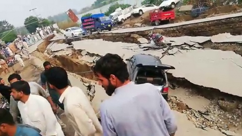 پاکستان ميں زلزلے سے جاں بحق اور زخمی ہونے والوں کی تعداد میں مسلسل اضافہ  