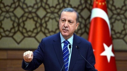 یمن  کے خلاف حملے جاری رہنے پر اردوغان کی تنقید
