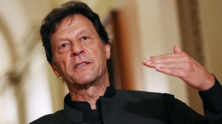 جنگ سے کوئی مسئلہ حل نہیں ہوتا: عمران خان