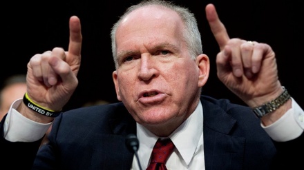 MKİ-nin sabiq rəisi Trampın ləyaqətsizliyini tənqid edib