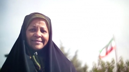 چەند بەشێک لە ژیانی خاتوو مەرزیە هاشمی 