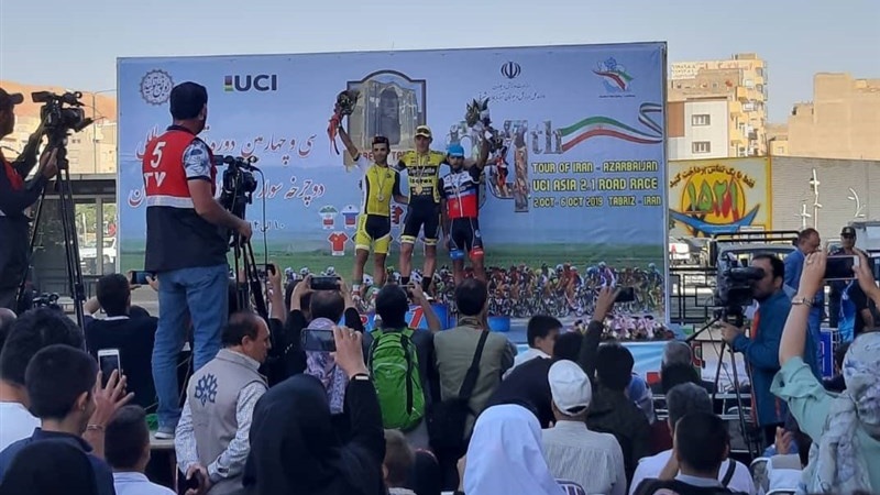 İranlı velosipedçi beynəlxalq yarışların gümüş medalçısı olub