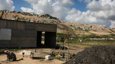 Sionist hərbçilərin bir neçə fələstinli gəncə qarşı rasistcəsinə hücumu