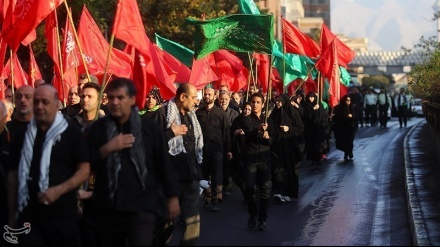 تہران میں ہوا اربعین پیدل مارچ ۔ ویڈیو