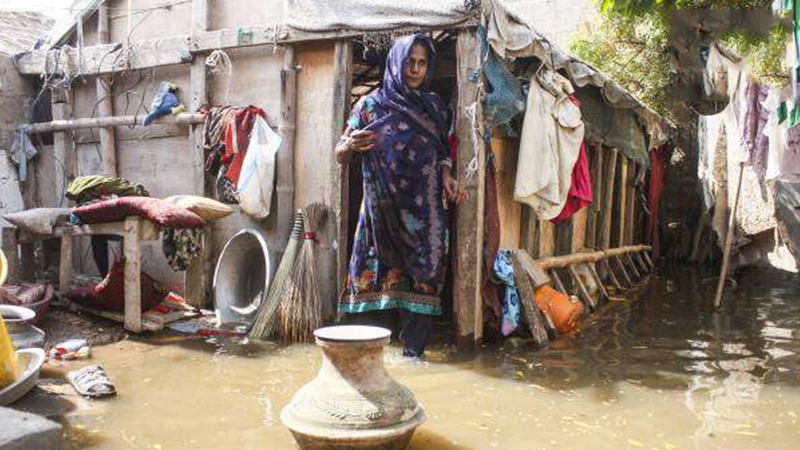 کیار طوفان کے باعث پاکستان کی ساحلی پٹی زیر آب 