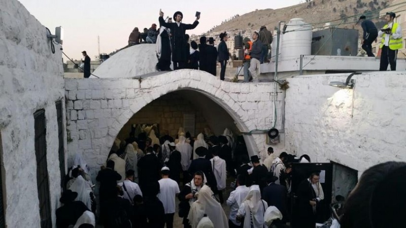 غرب اردن میں حضرت یوسف کے مقبرہ پر انتہا پسند صیہونیوں کا حملہ 
