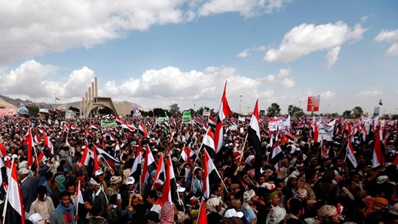یمن کے صوبہ حجہ میں عام شہریوں کے خلاف جاری سعودی جارحیت کے خلاف مظاہرے 