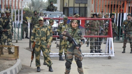 ہندوستان کے زیر انتظام کشمیر کے حالات کشیدہ، ہائی الرٹ جاری