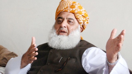جہاد عمران خان کے خلاف ہوتا ہے: مولانا فضل الرحمان