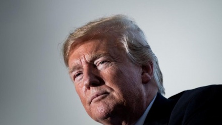 امریکی صدر ٹرمپ کو مواخذے کے شکنجے میں جکڑنے کا عمل شروع