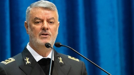 Admîral Xanzadî:Ewlehiya Îranê ti pêwendiya xwe bi biyaniyan re tine