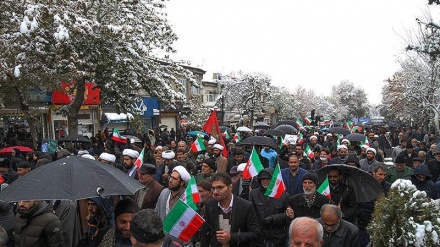  گردبوونەوەی جەماوەری تەورێز بۆ ناڕەزامەندی دەربڕین بەرامبەر بە ئاژاوەگێڕان