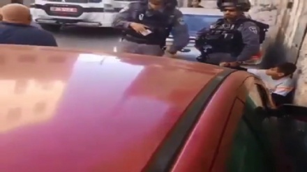 واہ رے صیہونی بزدلی، بچے کی گرفتاری کے لئے پوری بٹالین بلائی + ویڈیو