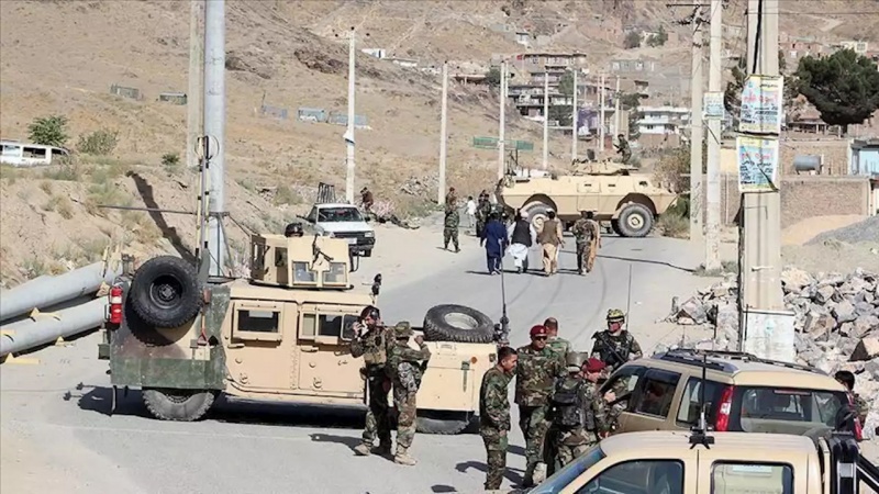 فوجی بیس پر طالبان کے حملے میں دس افغان فوجی ہلاک 