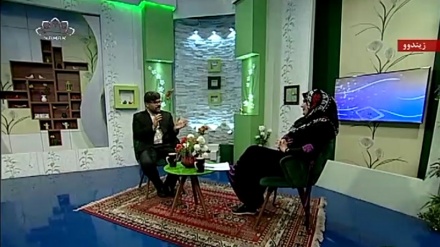 لەمپەرەکانی بەردەم ئەرکی دایکایەتیی ئافرەتانی ئیشکەر -  ساباتی سۆز 