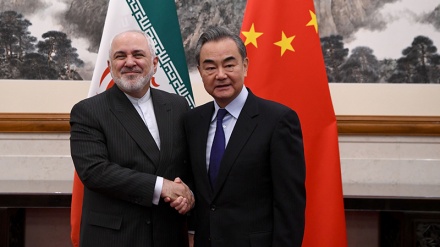 ایران اور چین کے اسٹریٹیجک تعاون کے جامع پروگرام کے بارے میں ظریف اور وانگ یی کی گفتگو