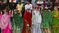 Festival boja na svadbi Bahtijara
