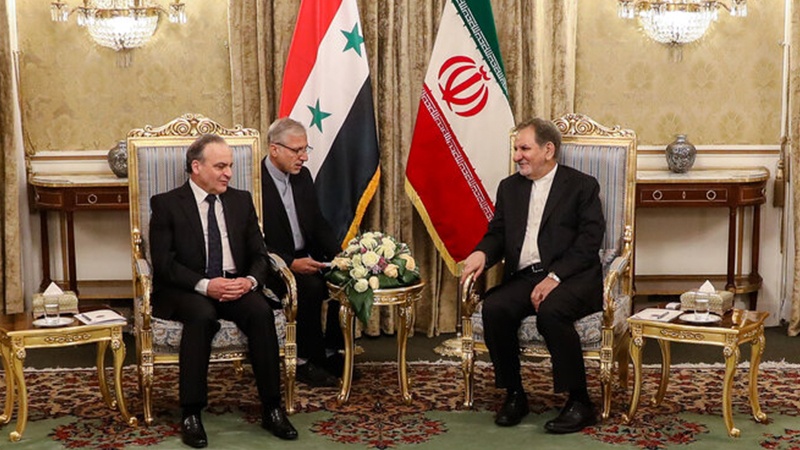 تہران میں شام کے وزیر اعظم کے مذاکرات، تمام شعبوں میں تعلقات کے فروغ پر تاکید