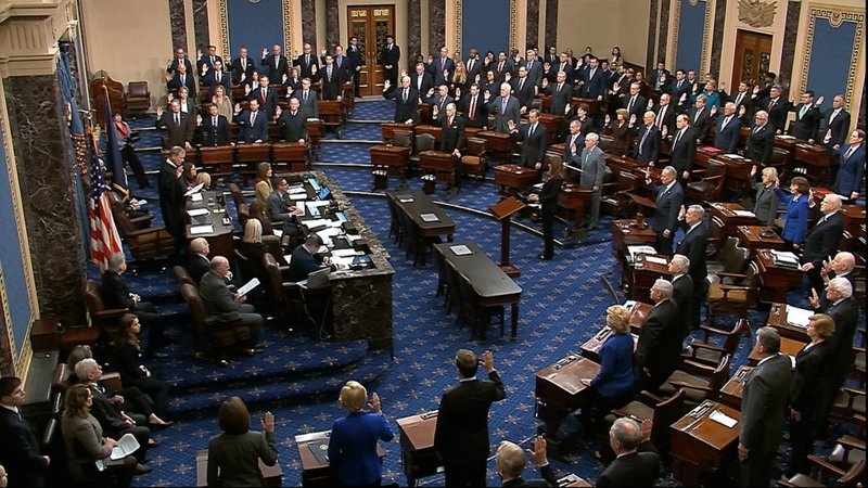 Senatda Trampın impiçment prosesi rəsmən başlanıb