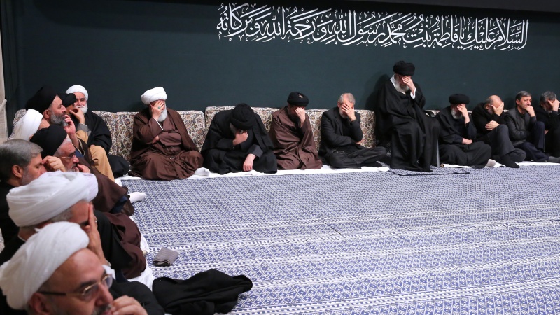 حضرت زہرا (س) کی شام غریباں کی مجلس میں رہبر انقلاب اسلامی کی شرکت