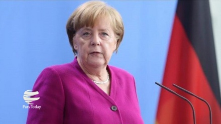 Merkel Britaniyaya xəbərdarlıq edib