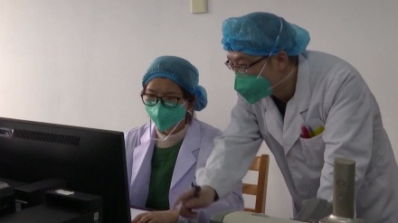 چین میں کورونا وائرس  سے 25 ہلاک  نئے سال کی تقریبات منسوخ