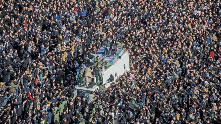 کاردانەوەی ڕێوڕەسمی بێ وێنەی بەڕێکرانی تەرمی شەهید سەردار سپەهبۆد سولەیمانی لە ڕاگەینەرەکانی جیهان