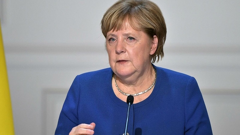 Merkel Ştutqart zorakılıqlarına reaksiya verib