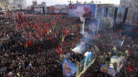 ڕێوڕەسمی ئەسپاردەکردنیی تەرمی پاکی سپەهبۆد شەهید سولەیمانی لە کرمان