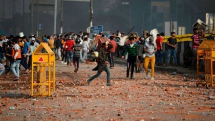 دہلی میں پرتشدد مظاہرے 5 میٹرو اسٹیشن بند