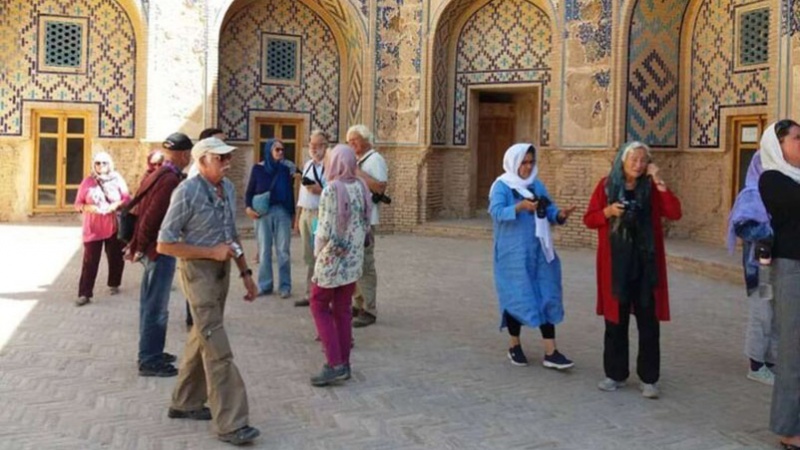 80 لاکھ غیر ملکی سیاحوں نے ایران کی سیر کی