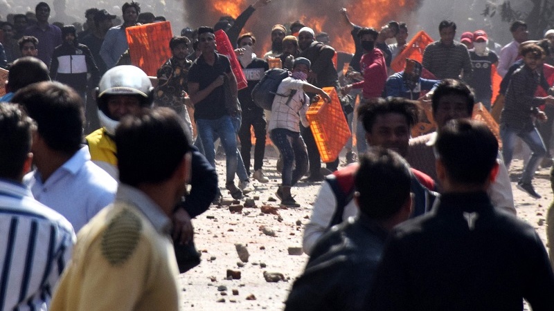 دہلی کے حالات بدستور کشیدہ کیجریوال کا متاثرہ علاقوں کا دورہ